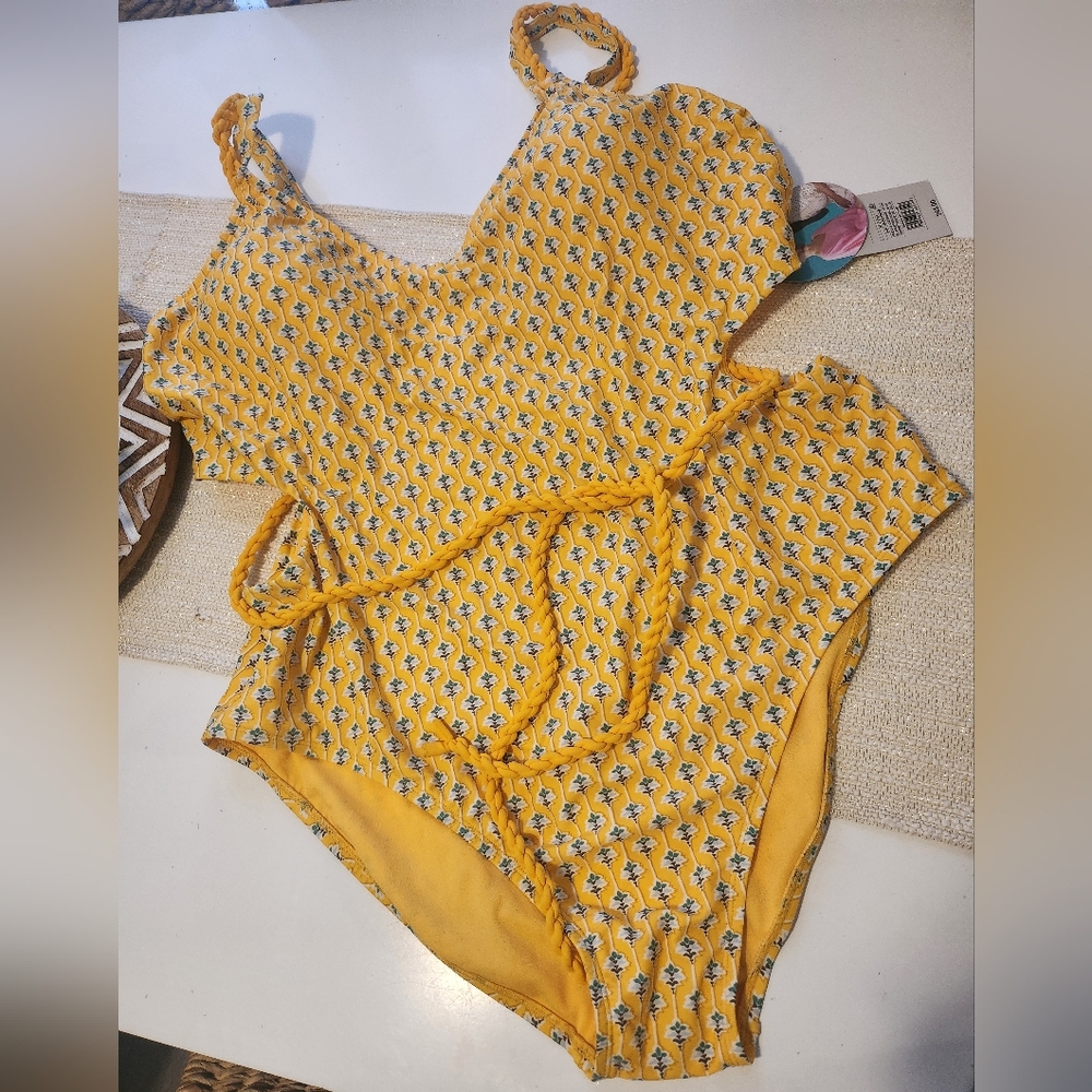 Rhode yellow floral 1pc swimsuit - Picture 2 of 8